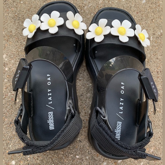 Melissa X Lazy Oaf Kick Off Sandal Black & Daisy, US 6 - Picture 3 of 10